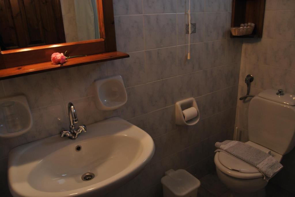 Rizoma Guesthouse Mikrón Khoríon Exteriör bild